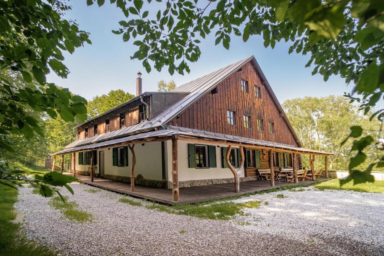 Hotel U Šumavských pramenů Kasperske Hory Exteriér fotografie